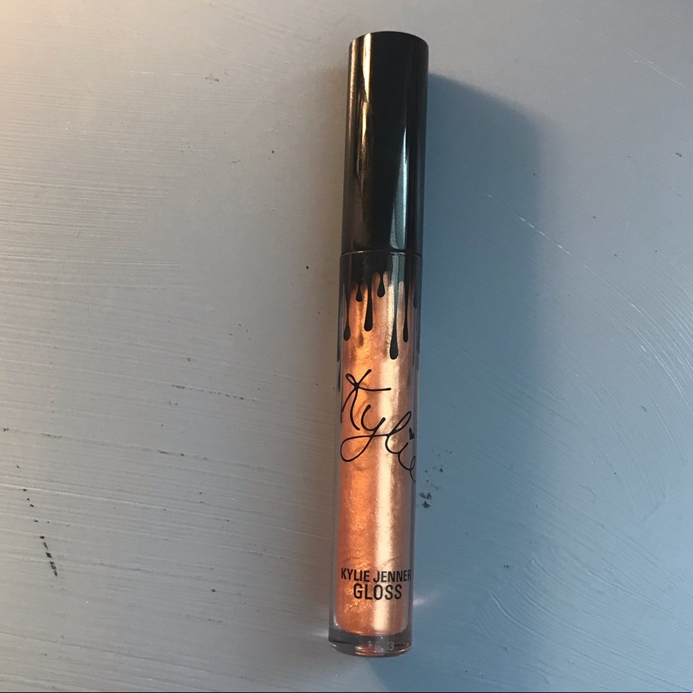 Kylie Jenner lip gloss